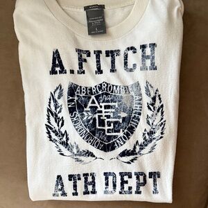 Abercrombie & Fitch Cream Graphic Crewneck